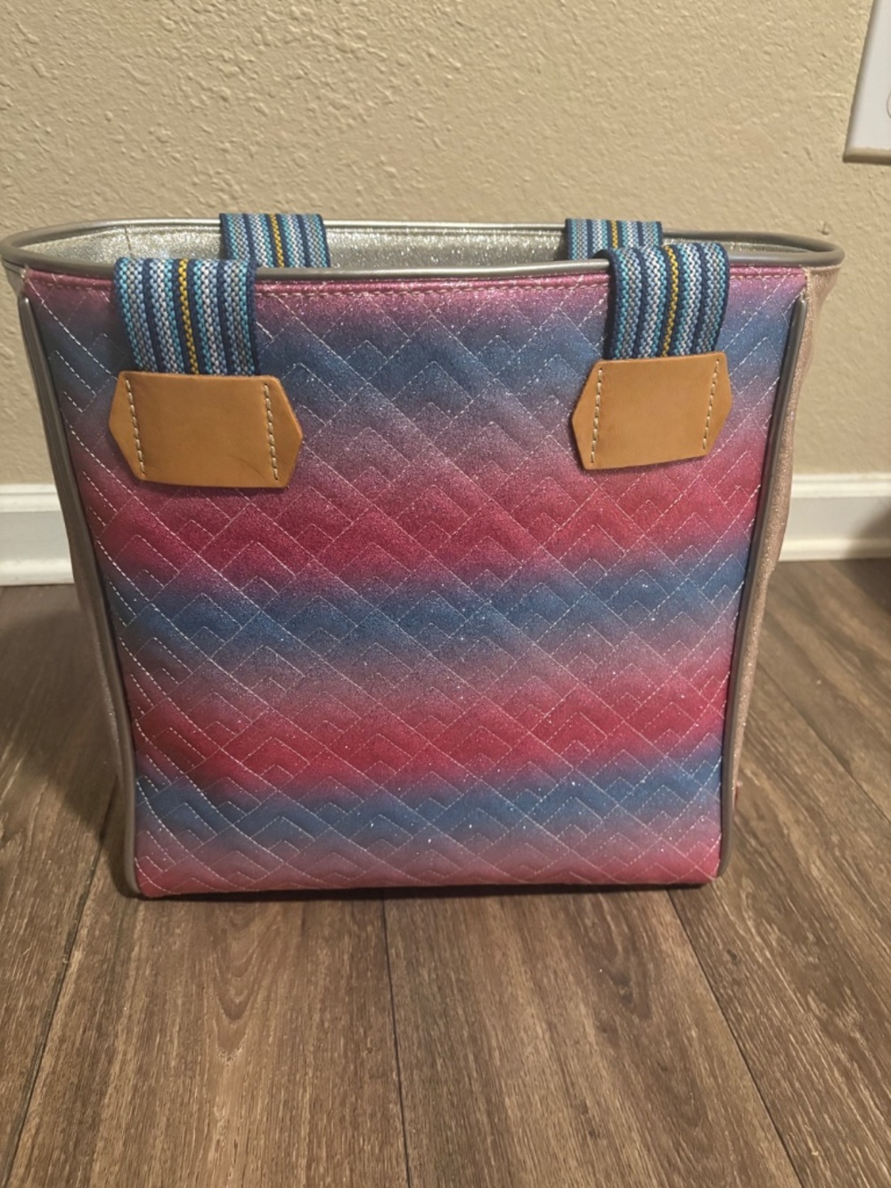 Large handbag - Picture 5 of 5